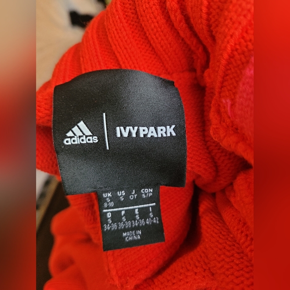 Adidas x IVY PARK red sweater with three pink stripes, size Small - Picture 2 of 8